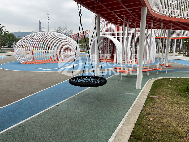 帕米孔海绵艺术路面的主要特点和优势